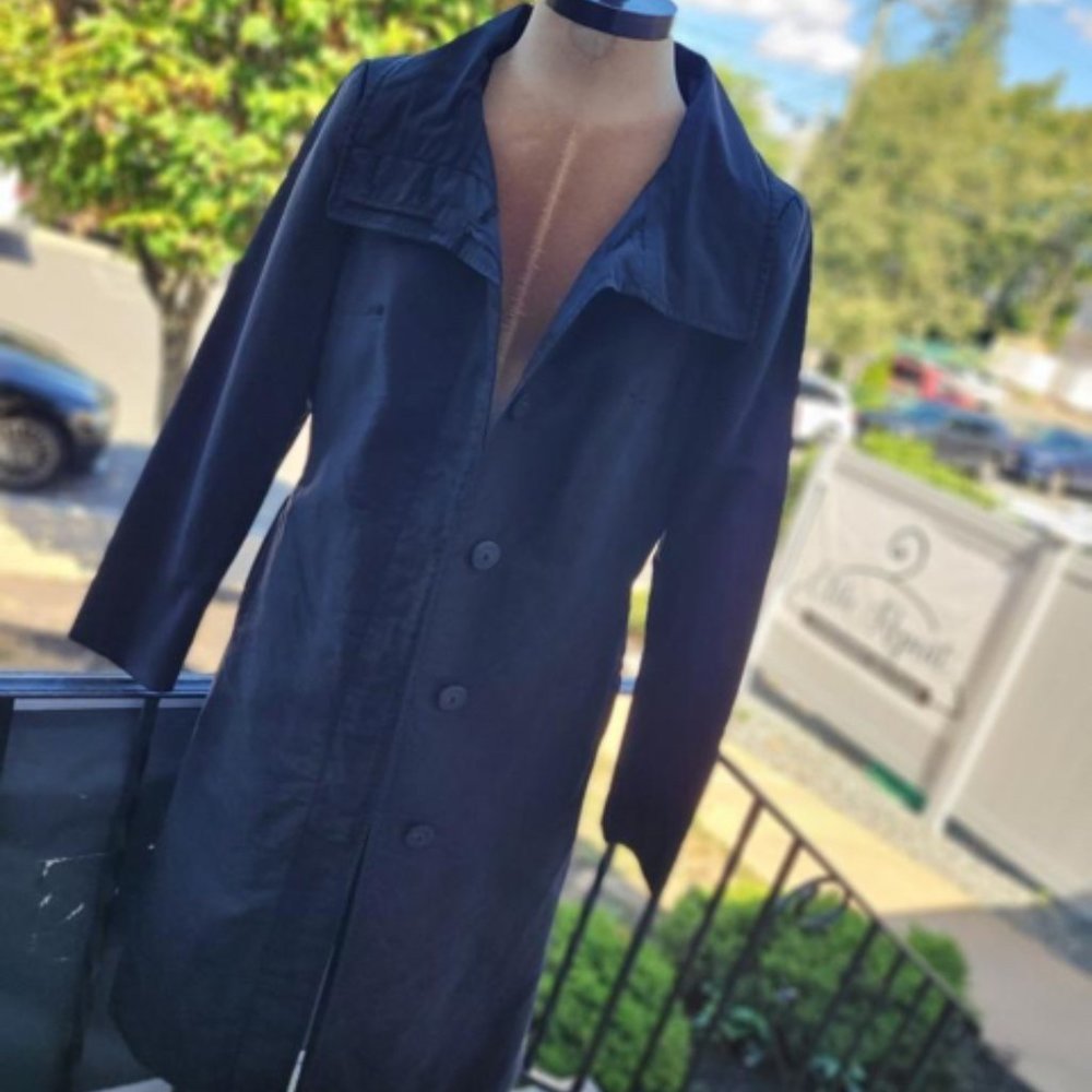 Burberry Sz 6 Light weight Trench Coat